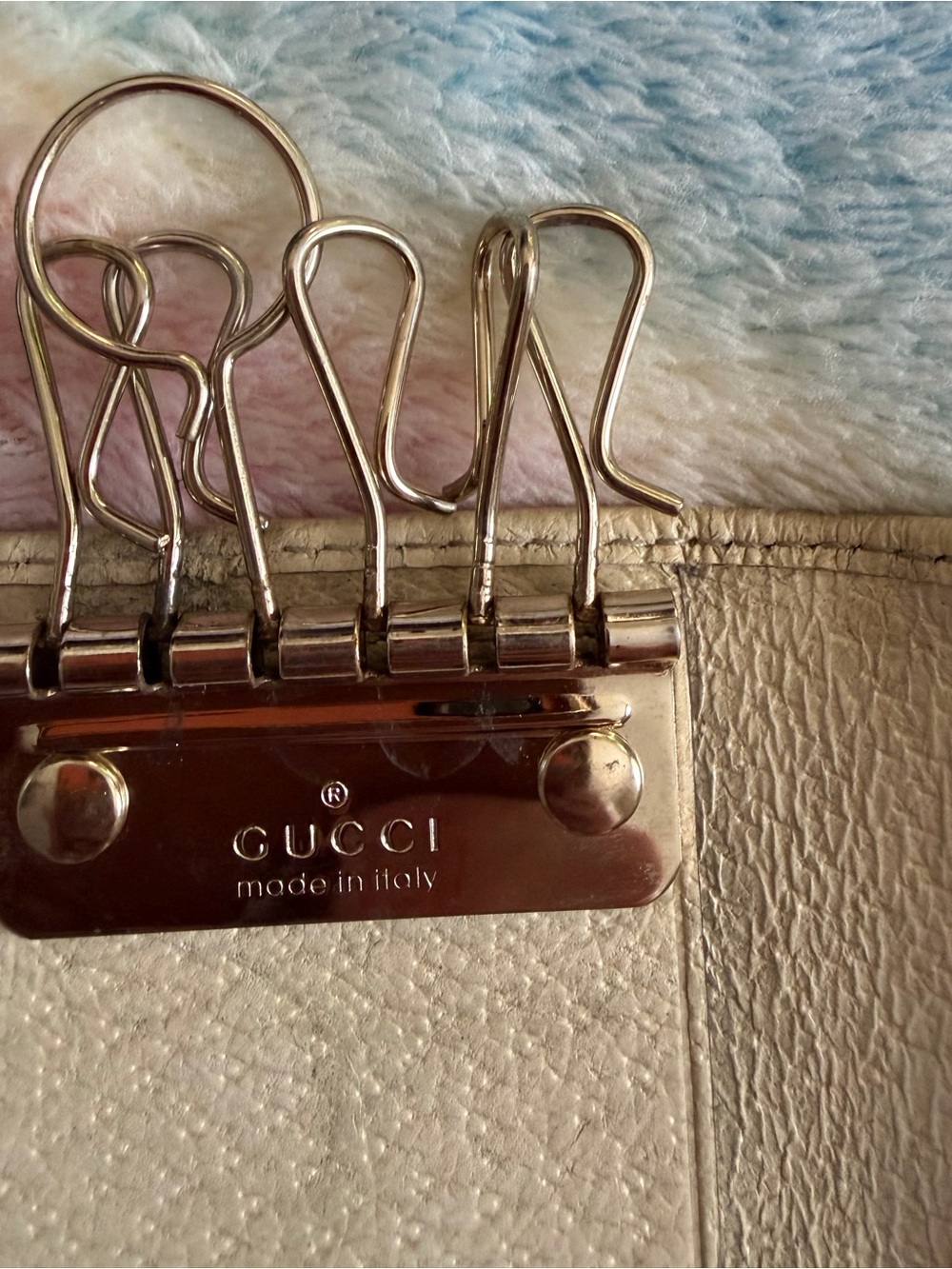 Authentic Gucci Monogram Key Holder - Picture 6 of 8